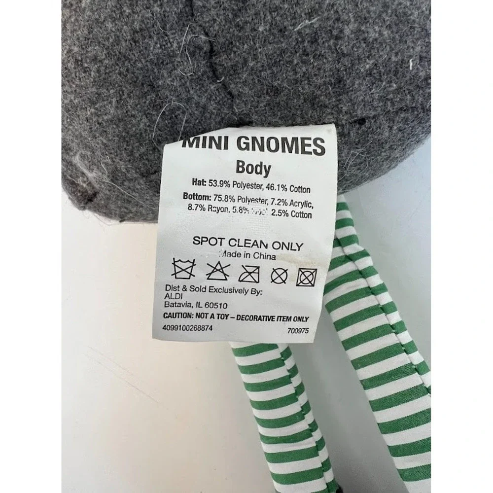 Mini Gnomes brand Christmas Gnome‎ Tartan Plaid Weighted 6